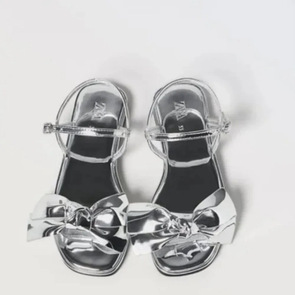 Zara Girls' Mirrored Bow Sandals – Silver Shine - Size 6‎ (Euro 36) - Like New✨